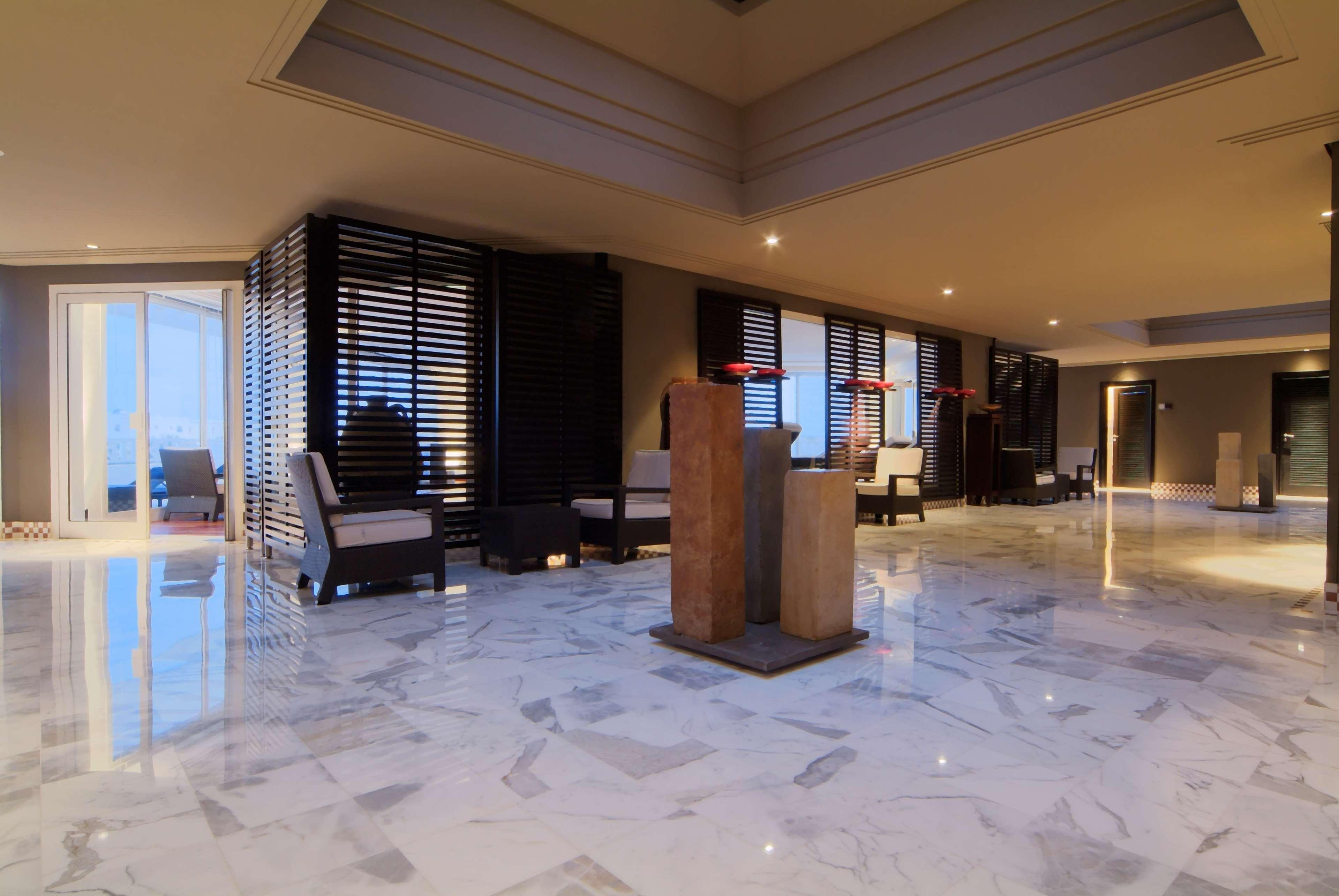 Radisson Blu Palace Resort & Thalasso, Djerba Mezraia Екстер'єр фото The lobby of the hotel
