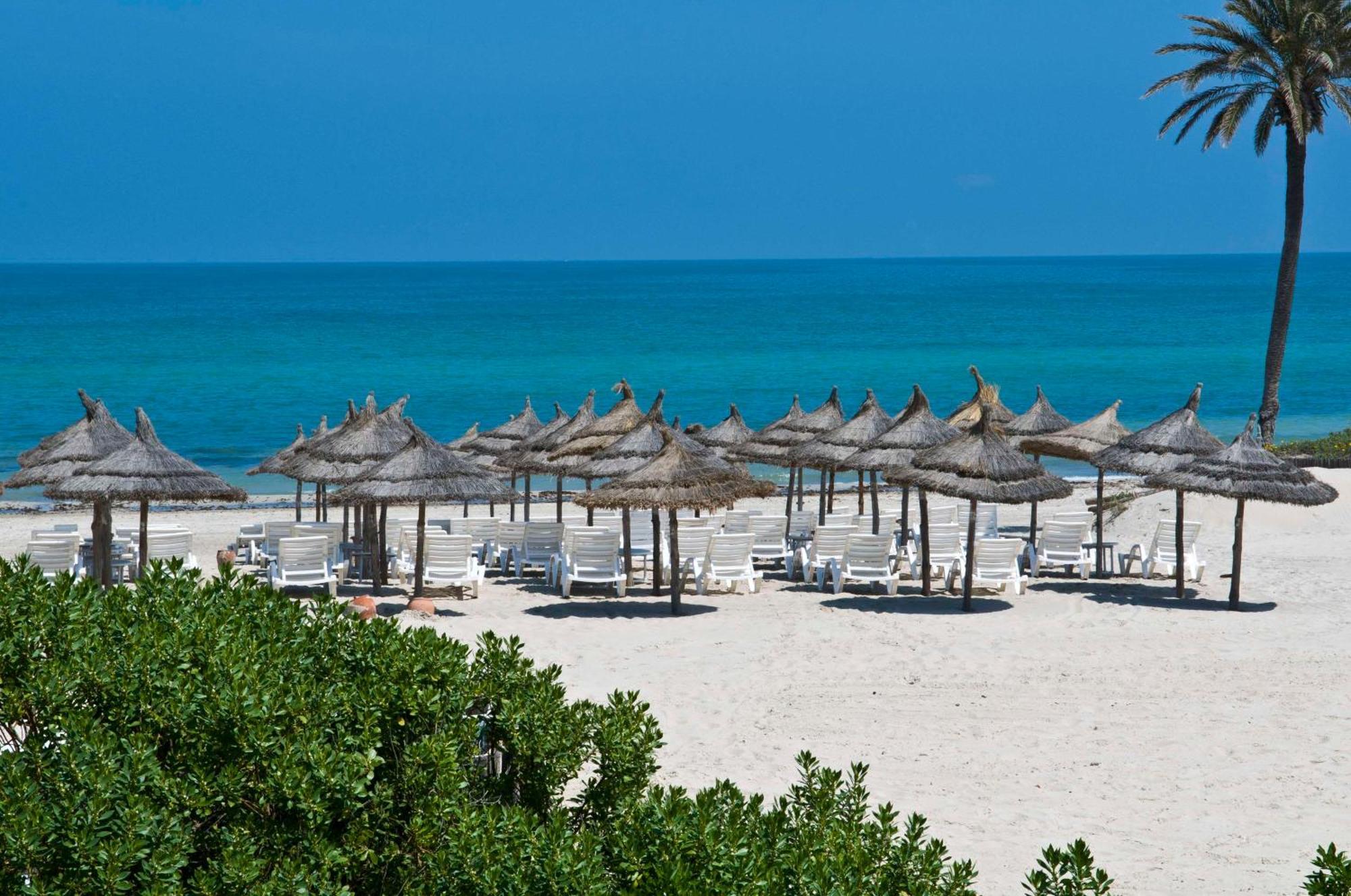 Radisson Blu Palace Resort & Thalasso, Djerba Mezraia Екстер'єр фото Beach in La Paloma